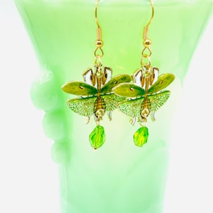 Praying Mantis Dangle Earrings, Vintage Insect Jewelry, Lightweight Nickel Free Earrings, Custom Made To Order