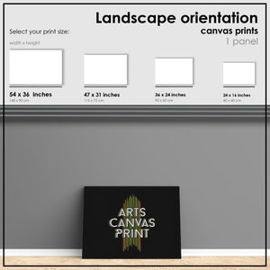 Puede incluir: Una impresi&oacute;n en lienzo negro con el texto "ARTS CANVAS PRINT" en rayas verticales de colores. La impresi&oacute;n est&aacute; disponible en cinco tama&ntilde;os diferentes: 54 x 36 pulgadas, 47 x 31 pulgadas, 36 x 24 pulgadas, 24 x 16 pulgadas y 60 x 40 cm.