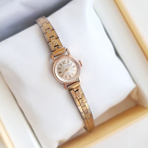 70s Hislon Wind-up Watch For Woman