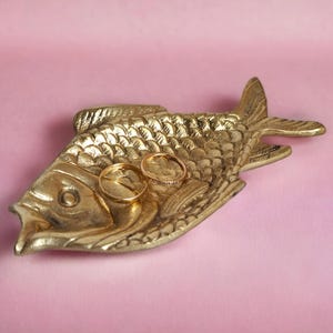 Brass Fish-Shaped Trinket Plate – 12.5 cm Vintage Jewelry Holder, Unique Design