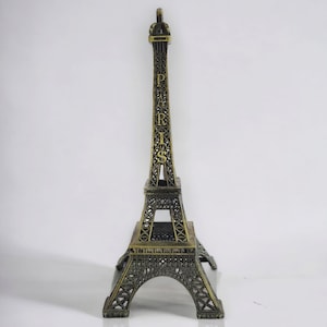 25cm Antique Brass Eiffel Tower – Parisian Landmark Replica