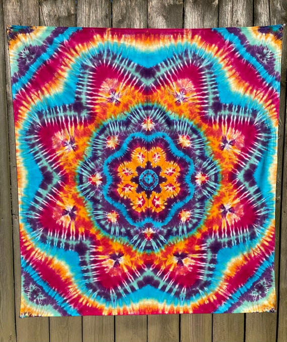 Tie Dye Tapestry 47 X 43 Handmade Flower Pattern. Etsy