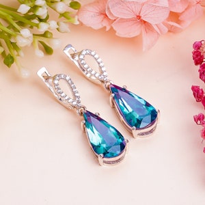 Alexandrite Earring,Alexandrite Silver Earring,Dangle Drop Earring,Engagement Earring,Alexandrite Jewellery,Color Change Stone,Pear Cut Drop