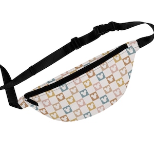 Zsoznqaky Triangle Black Checkered Fanny Pack Designer Inspired Fanny Pack for Women Checkered Crossover Bag Checkered Sling Bag Leather Fanny Pouch