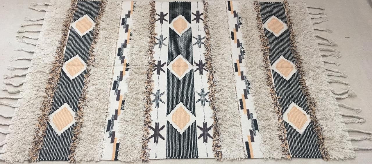 Diamond pattern ivory rug Tassled rug Boho Ivory rug Gift Etsy