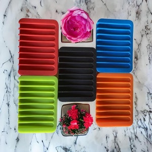 Flexible Multipurpose Bathroom/Kitchen Silicone Soap Dish 4.3 x 3.2