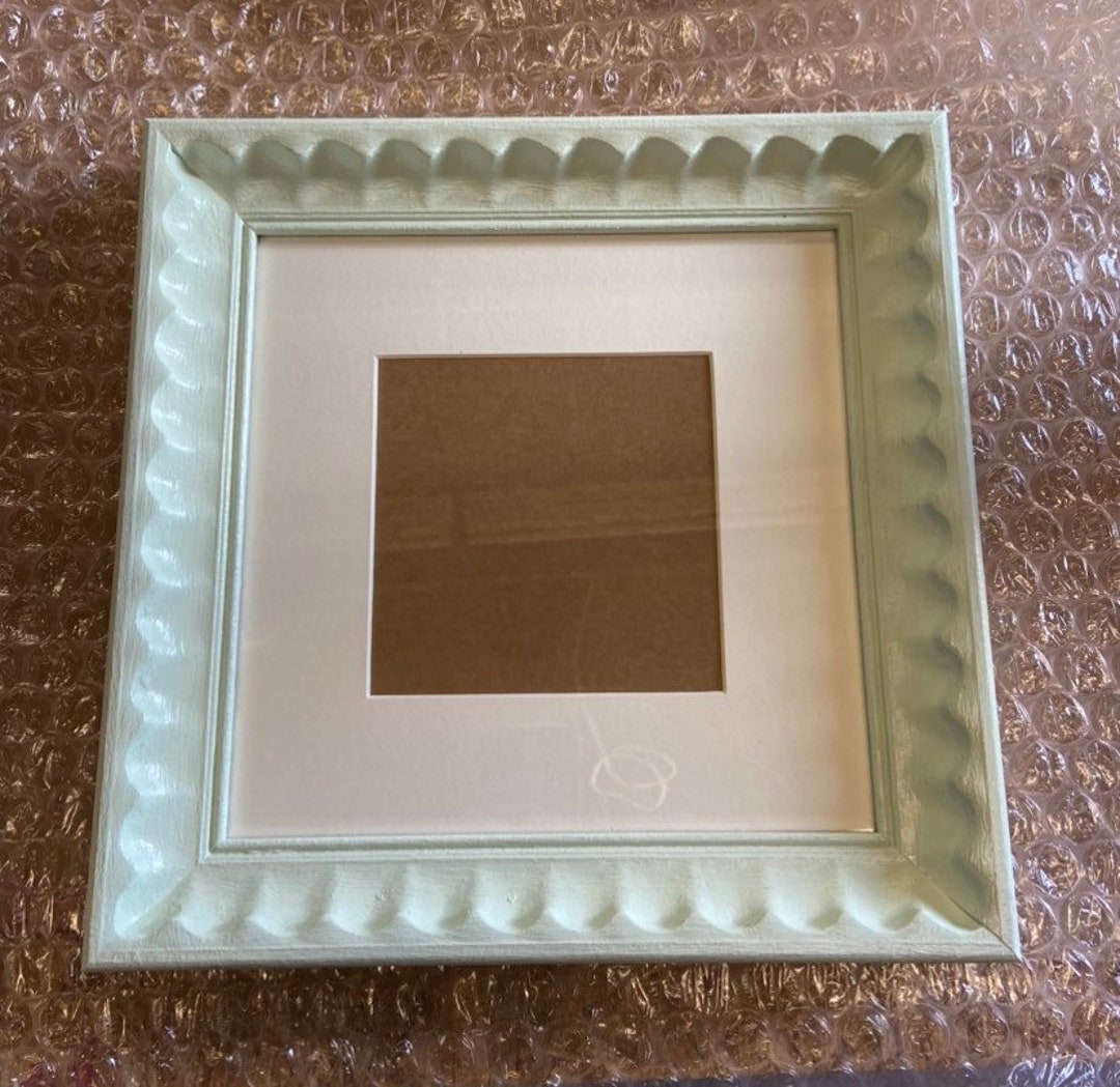 Little Greene or Farrow and Ball Colour Scallop Design Chunky Picture