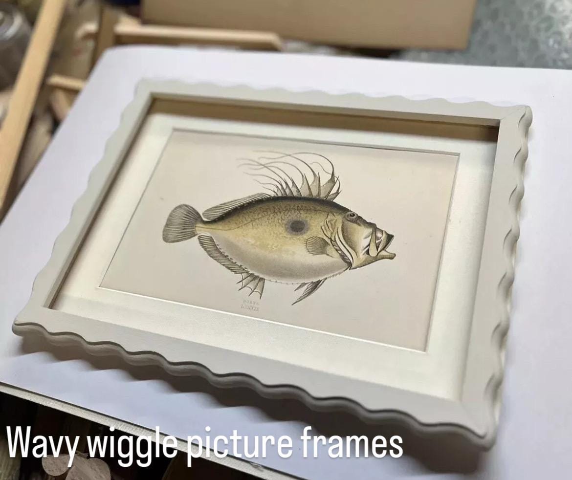 Wiggle wavy picture frames hand painted wooden  bespoke made to order. Any colour available, 22mm width SMALLER version