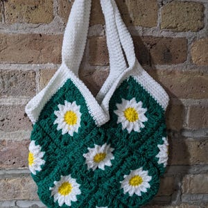 Green Daisy Bag