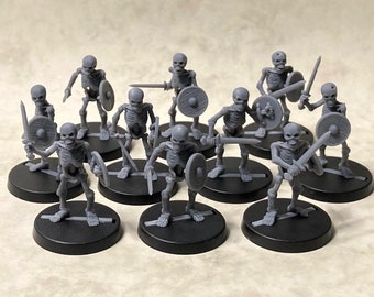 Skeletons with swords and shields | 28mm miniatures