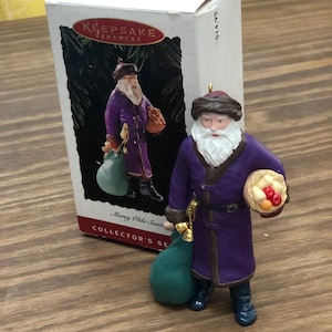 Vintage handcrafted 1995 Hallmark ornament, Merry Olde Santa collector&#39;s series, collectible in a box, Keepsake ornament