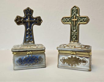 Set of 2 Vintage Handpainted Celtic Cross Ceramic Trinket Boxes - Glazed, Gold-Trimmed, Hinged Lid- 5x2.5x1.25 Inch Keepsake Box for Jewelry