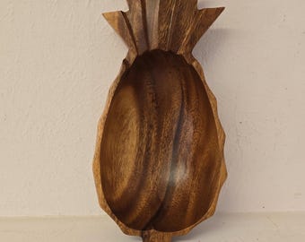 Vintage handgesneden houten ananaskom – decoratieve fruitschaal uit het midden van de eeuw – tropisch, rustiek huisdecor