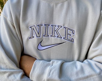 nike vintage sweatshirt out the purse