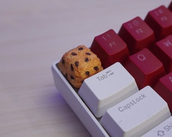 Realistic Chocolate Chip Cookie Keycap | Artisan Handmade MX Stem compatible Keycap