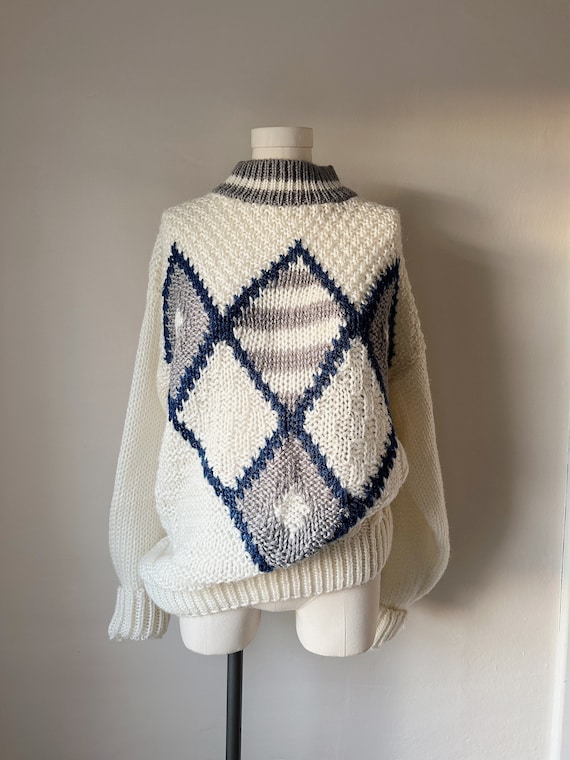 Vintage Turtleneck Patterned Sweater