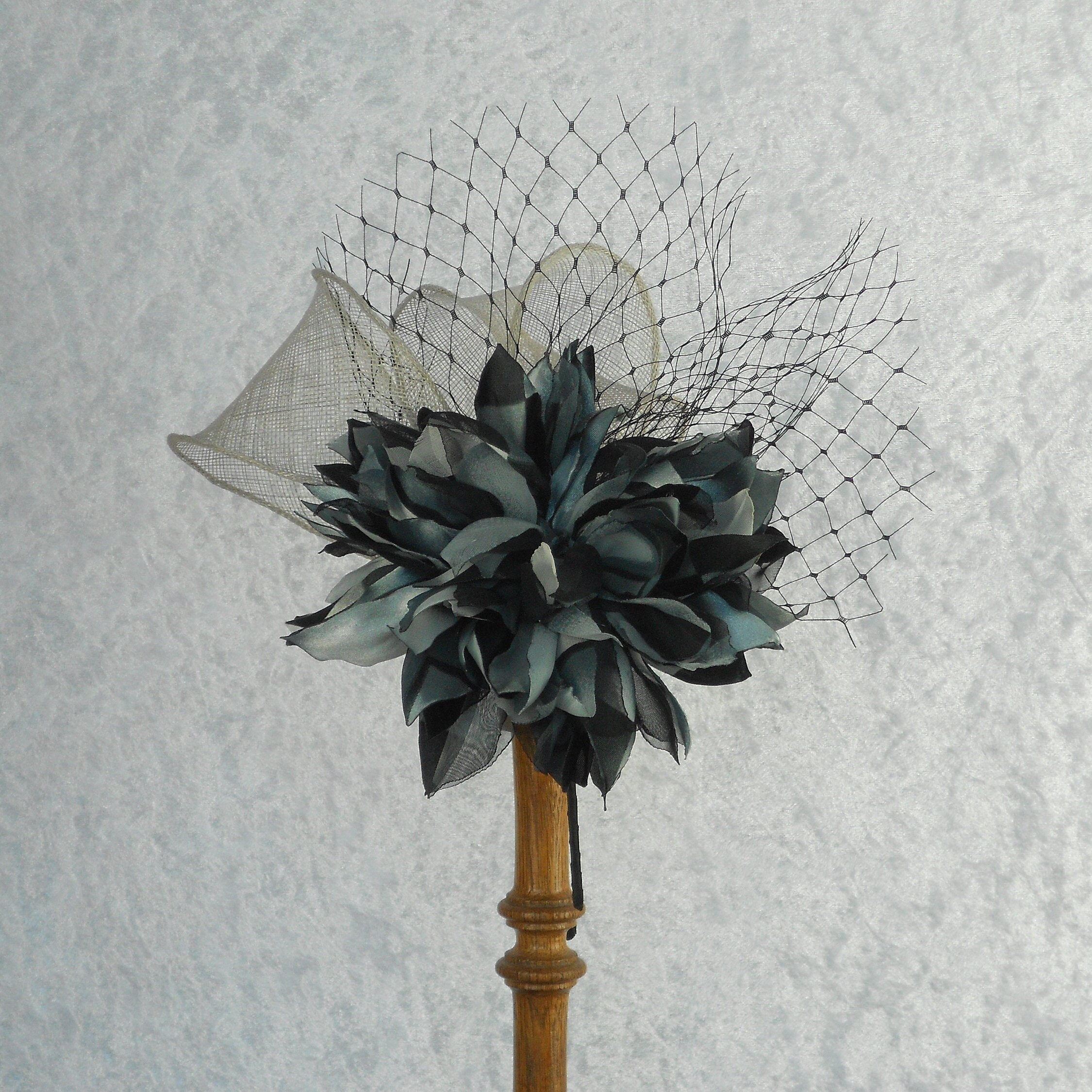 Black and grey artificial flowers deals