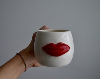 Hand Painted Shaped Custom Red Lip Ceramic Coffee Mug, Unique Lips Embossed 8oz Ceramic Cup, Modern Decor, Gift for Her, Coffee Lover Gift