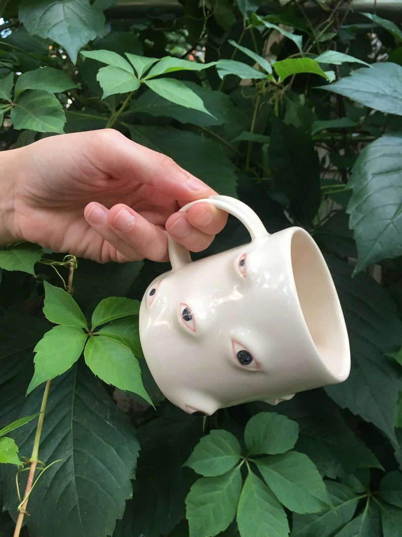 Black Eyes Coffee Mug, Large Clay Tea Mug, Hand Painted Coffee Pottery Mug, Funky Mug, Gift for Them, Housewarming Gift, Clay Kitchenware image 3