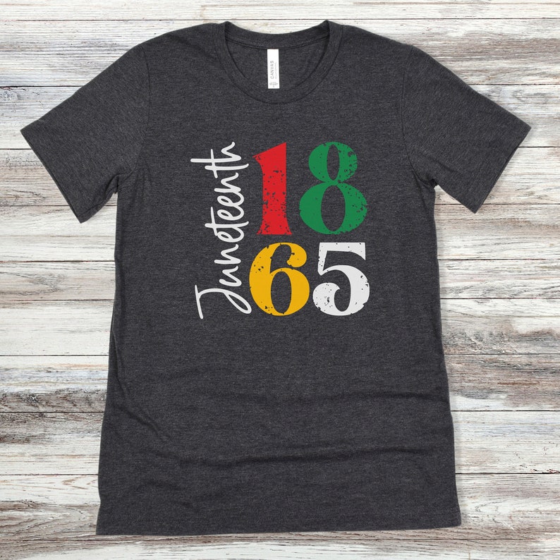 Juneteenth 1865 Long Sleeve Shirt Remembering The Past Black Freedom African Independence Day TS10