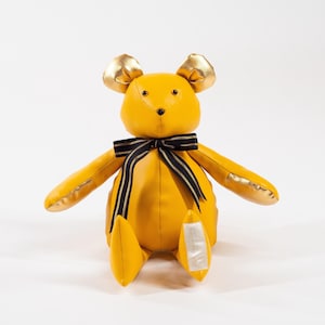 A Leading Role Small Yellow Bear Plush