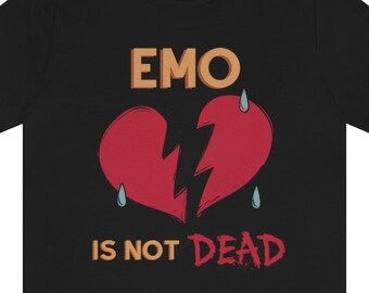 EMO Is Not Dead Shirt, Emo Screamo T-shirt, My Chemical Romance, Donderdag, Fall Out Boy, Taking Back Sunday, Dashboard