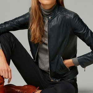 Women's black leather jacket, Women's 100% original lambskin Slim Fit Jacket With Long Sleeve,