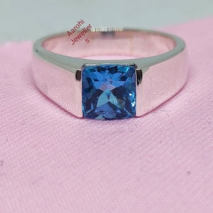Anillo de topacio azul suizo natural para hombre, plata de ley 925, anillo de topacio azul para hombre, anillo de piedra de nacimiento de diciembre, anillo de sello para hombre, regalo para él.