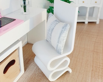 Dolls House Modern Wiggle Chair, Funky Coloured Kitchen or Desk Gehry Chair  1:12th Scale, Miniature Chair (CH1)