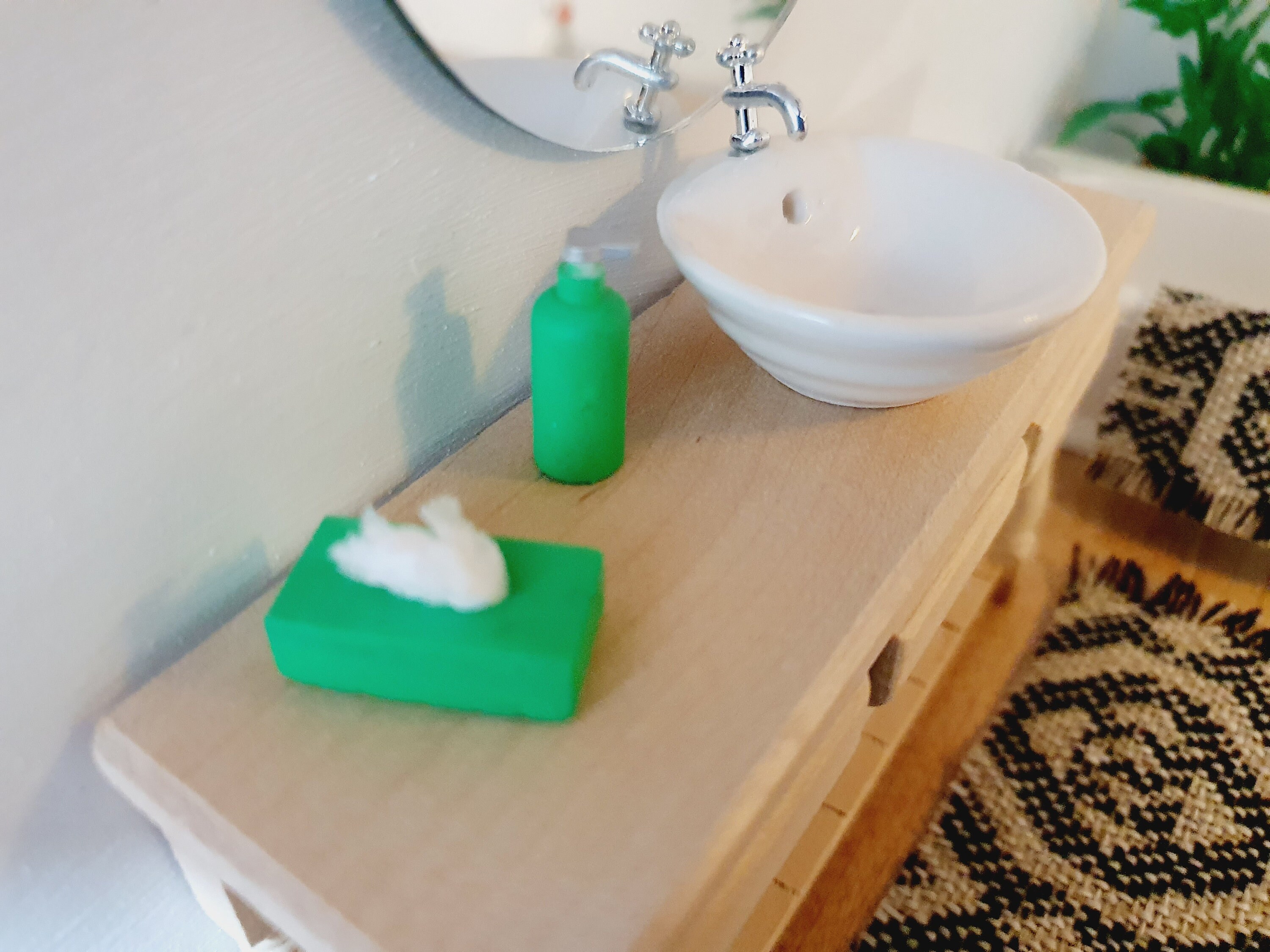 Pompa dell'acqua per casa delle bambole per lavello da cucina Pompa dell'acqua per casa delle bambole per lavello da cucina