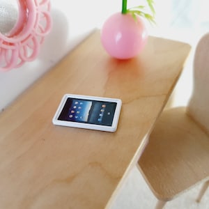Dolls House White Ipad Tablet, 1:12th Scale, Miniature Modern Ipad