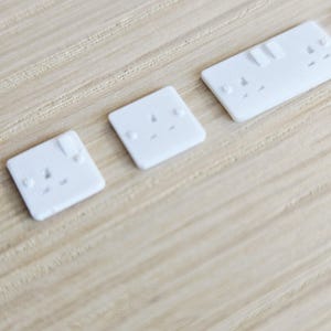 Enchufes e interruptores de luz modernos para casa de muñecas, juego de 20, escala 1/12