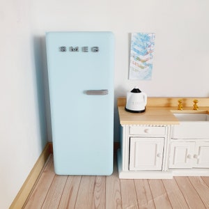 1:12 Scale Dollhouse Classic Styled Retro Smeg Refrigerator 