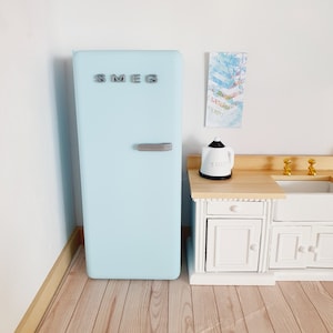 1:12 Scale Dollhouse Classic Styled Retro Smeg Refrigerator 