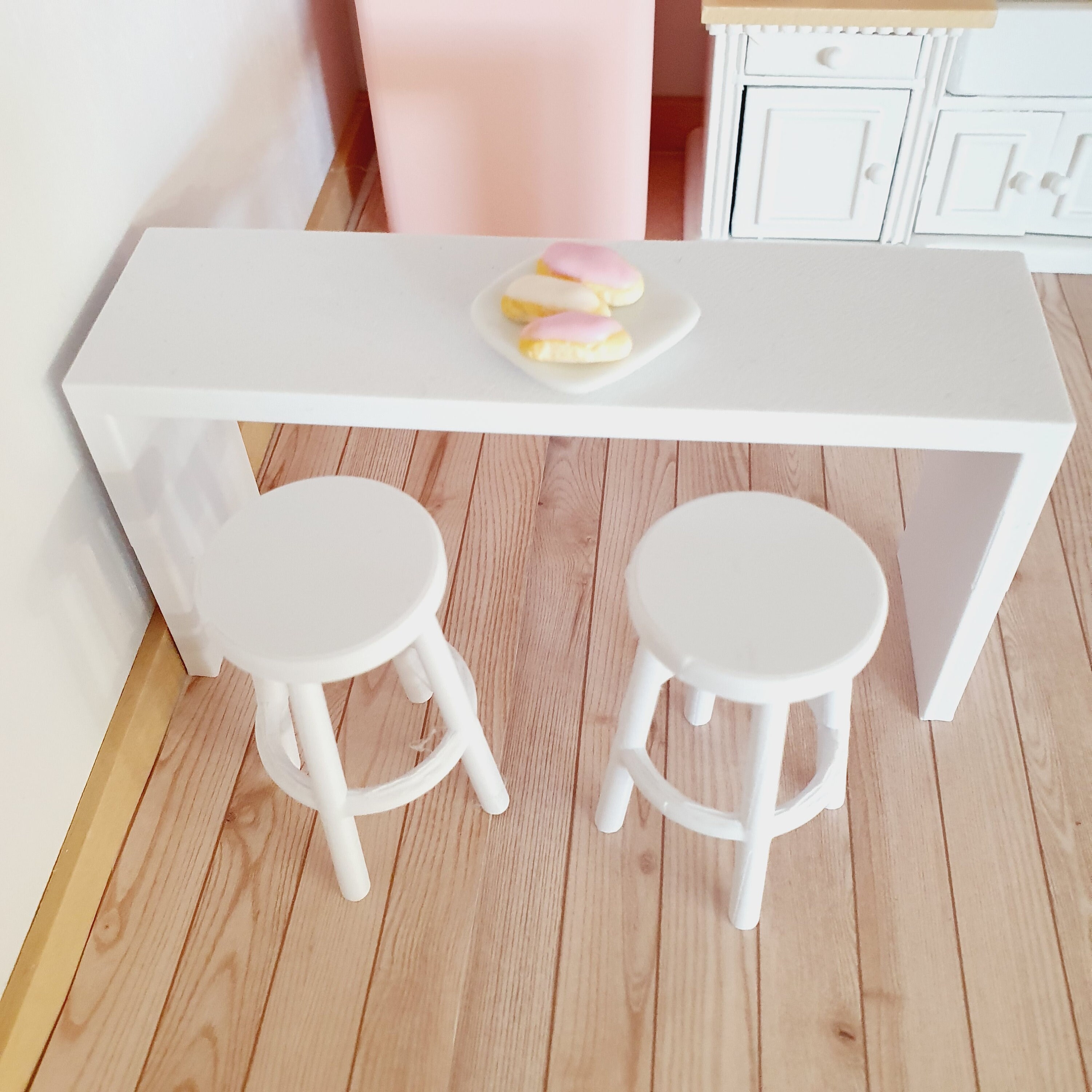 Sgabello Da Bar In Miniatura Legno Non Finito - Scala 1:12 Per Casa Delle Bambole - Handley