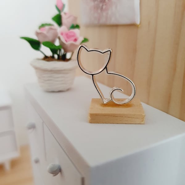 Dolls House Cat Ornament, 1:12 Scale Miniature