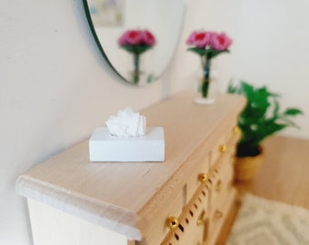 Dolls House Miniature Tissue Box 1:12 Scale