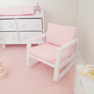 Dolls House Modern Rocking Nursery Chair, 1:12th Scale, Miniature (RCH)
