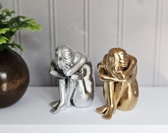 Dolls House Seated Lady Ornament | Contemporary Sculpture | 1:12 Scale Miniature Decor