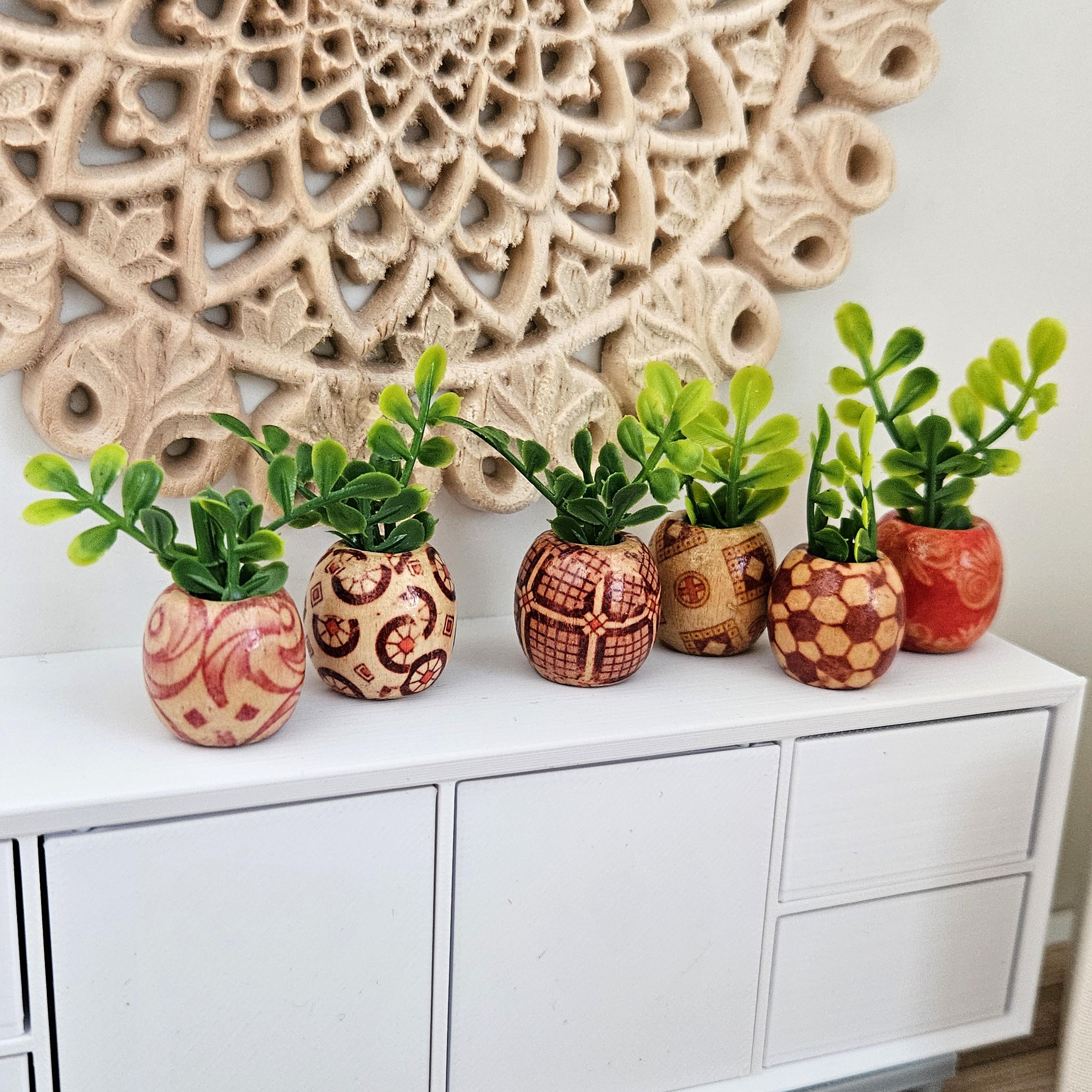 6 Macetas En Miniatura De Madera – 2 Tamaños Para Manualidades Y Casas De Muñecas