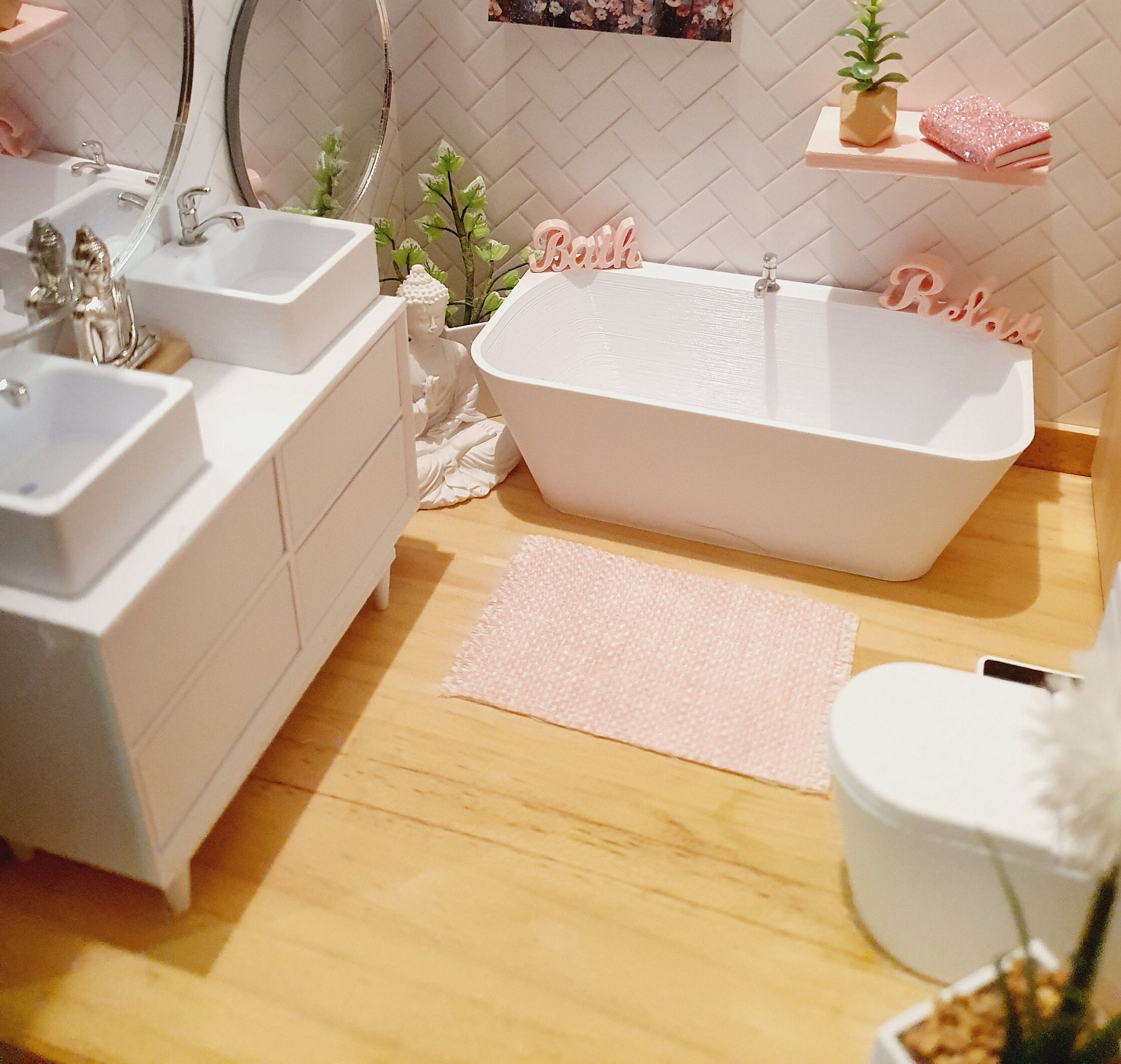 Pretty Little Minis - modern dollhouse / dolls house bathroom vanity