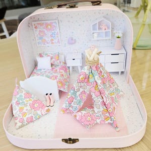 Dolls House in a Travel Suitcase, Pretty Liberty Betsy design, 12th Scale, Miniature case
