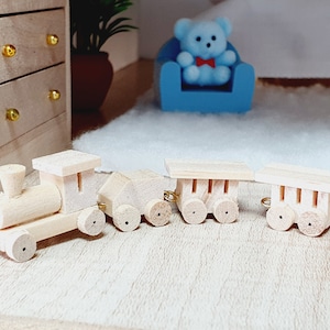 Dolls House Cute Wooden Toy Train - 4 Piece 1:12th Scale, Miniature (TRAIN1)