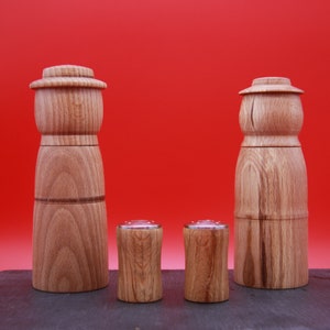 Salt & pepper mills made of oak