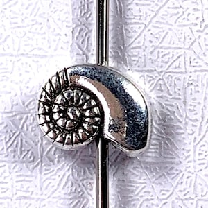 Metal conch shell spacer beads for bracelets, ocean theme shell shaped alloy beads for jewelry, antique silver 11x8 mm, 2mm hole, 20 pcs