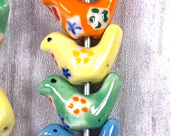 Ceramic bird beads for jewelry, hand-painted porcelain bird for beadable crafts, 19mm focal bead with 2mm hole, assorted color mix, 10 pcs