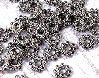 100 metal daisy spacer beads, 5.5x1.5mm flat round beads w/ 2mm hole, antique silver alloy layering beads for jewelry (M0334/6)