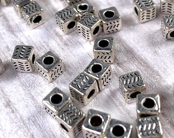 50 metal cube spacer beads, 4.5mm spacer beads w/ 2.3mm hole for beadable blanks and jewelry, antique silver color (M0334/5)