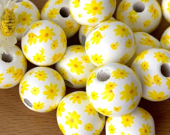 Yellow daisies wooden round beads, 20 pcs, 15.5 mm, large 3mm+ hole beads for DIY garland, tassels, beadable items