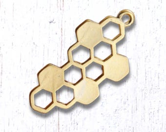 10 honeycomb charms, 32.5x17 mm metal charms with golden finish for nature inspired keychains and jewelry (G0224)